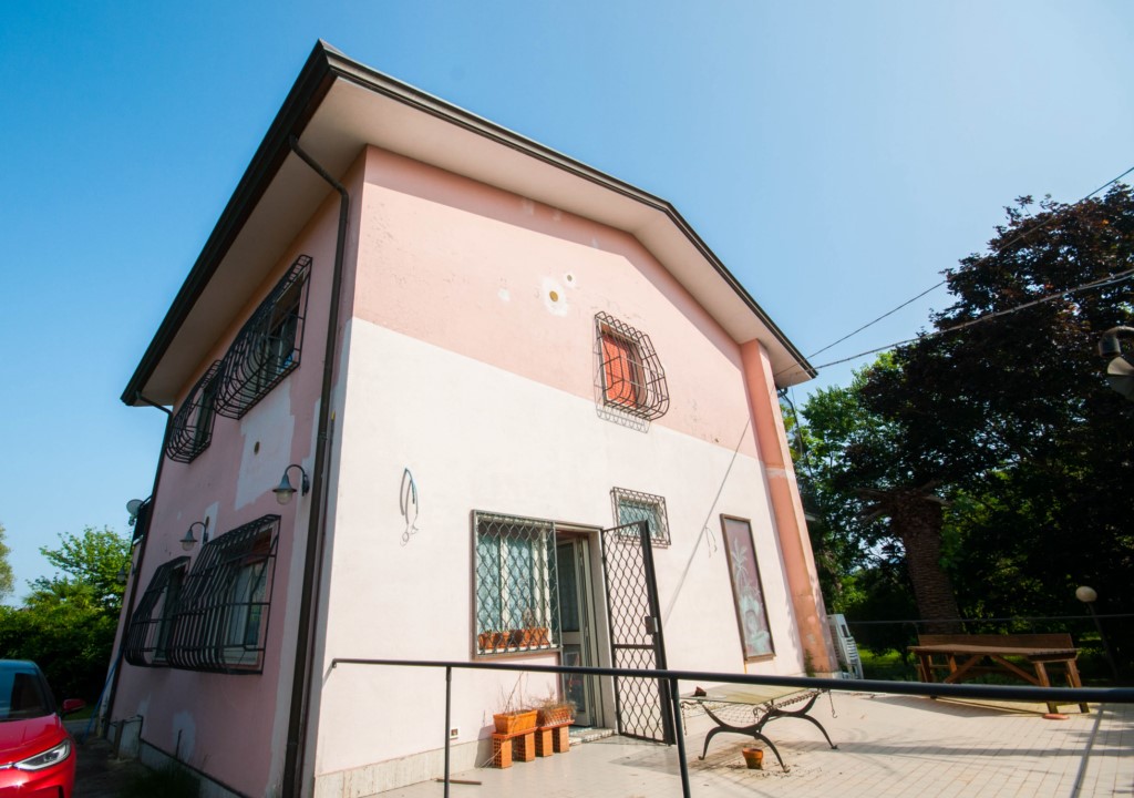 Foto: Unifamiliare Villa in VENDITA a Sarzana BRADIOLA - 8