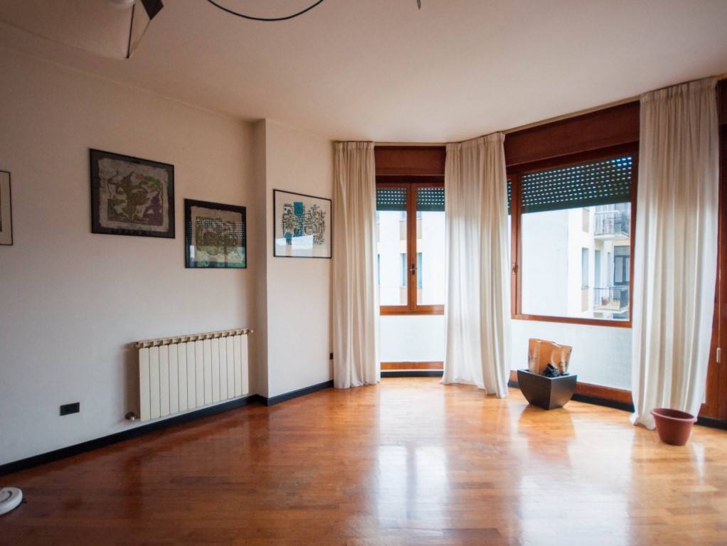 Appartamento in Vendita a Lerici CENTRO