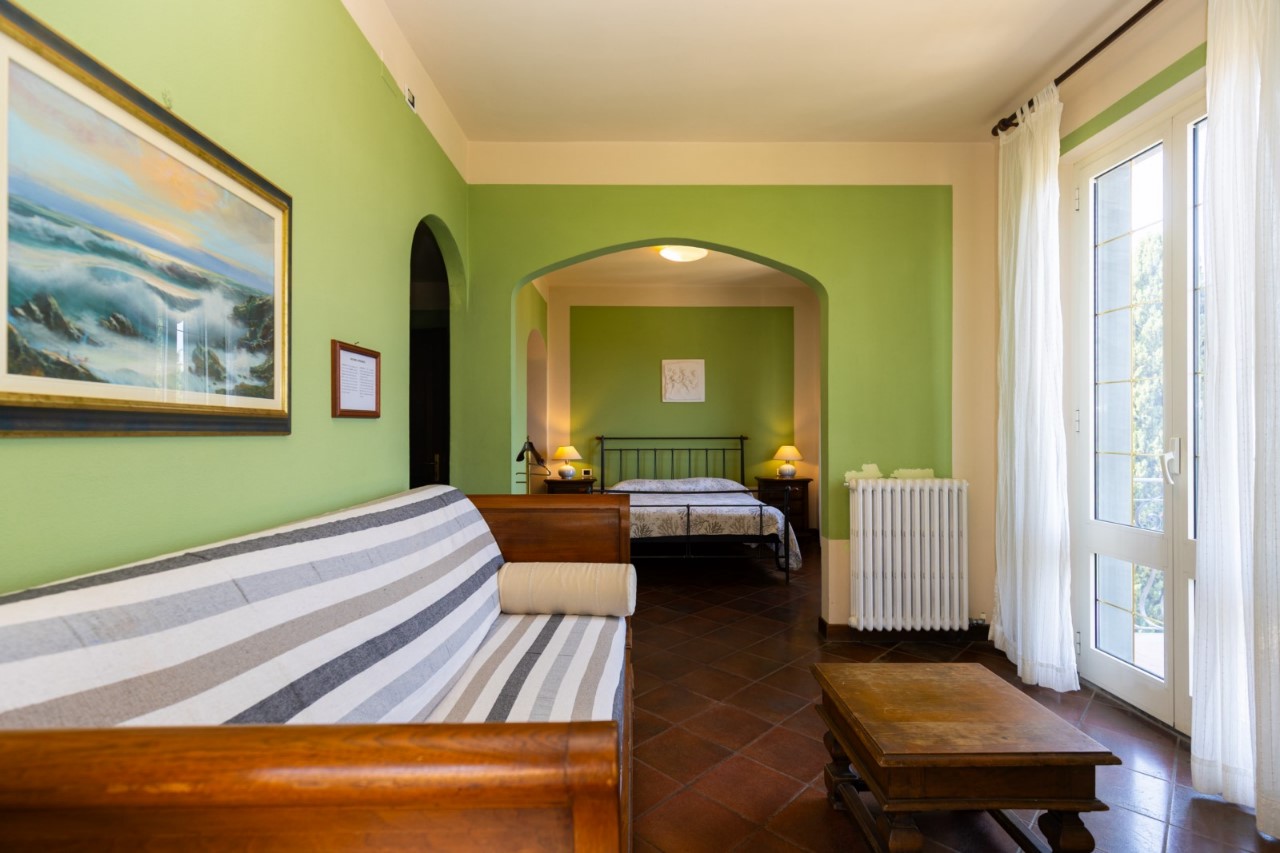 Foto: Hotel-Albergo-Pensione in VENDITA a Lerici TELLARO - 34