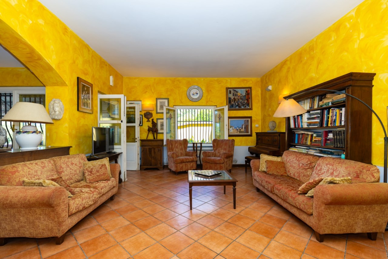 Foto: Hotel-Albergo-Pensione in VENDITA a Lerici TELLARO - 29