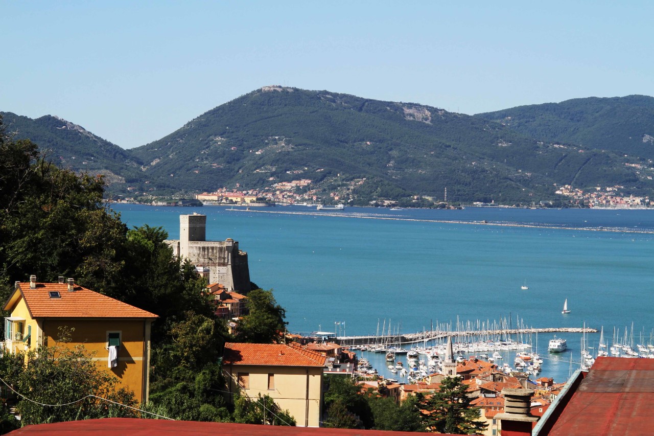 Appartamento in AFFITTO a Lerici CENTRO