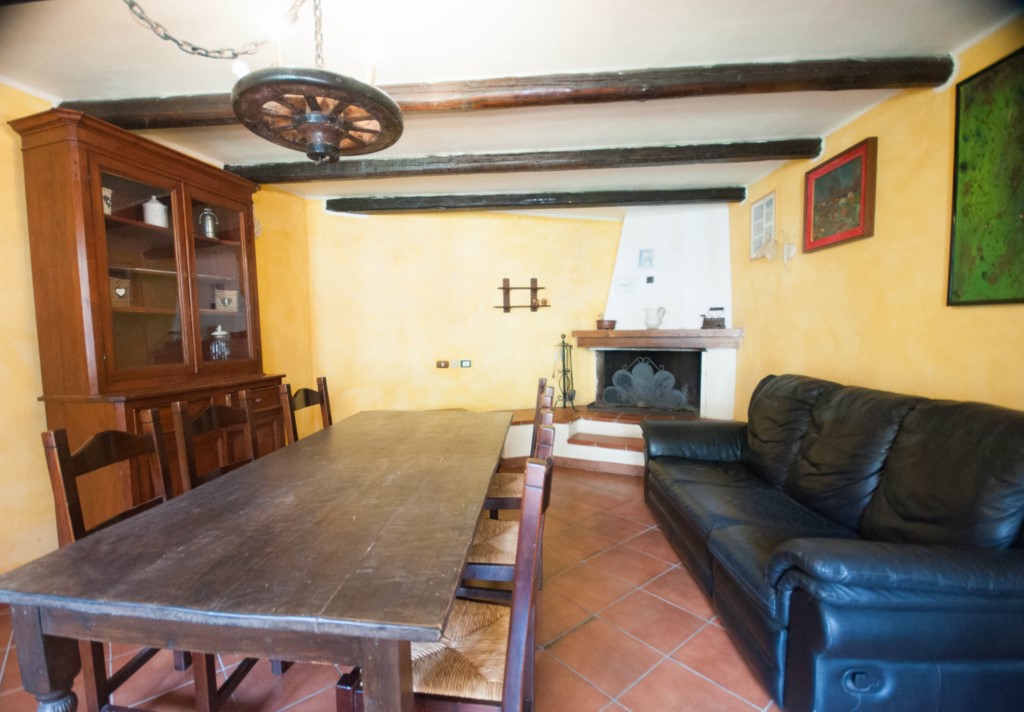 Foto: Unifamiliare Casa singola in VENDITA a Ameglia  - 11