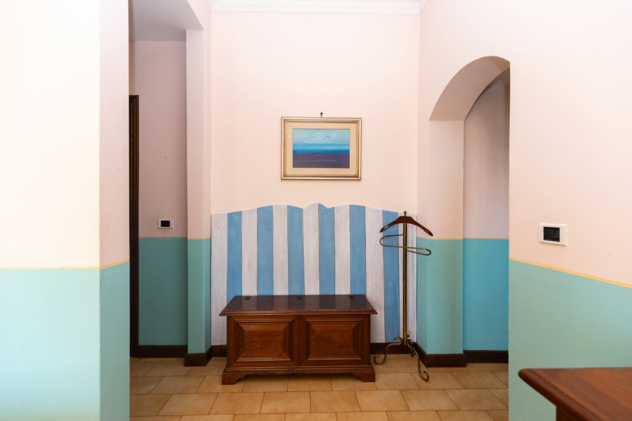 Foto: Hotel-Albergo-Pensione in VENDITA a Lerici TELLARO - 3