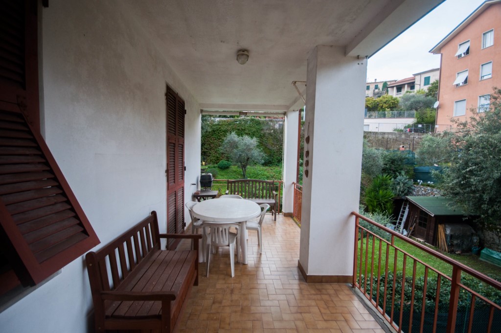 Appartamento in Vendita a Lerici PUGLIOLA