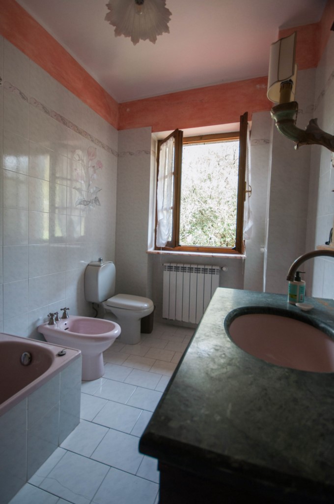 Foto: Unifamiliare Casa singola in VENDITA a Ameglia  - 38