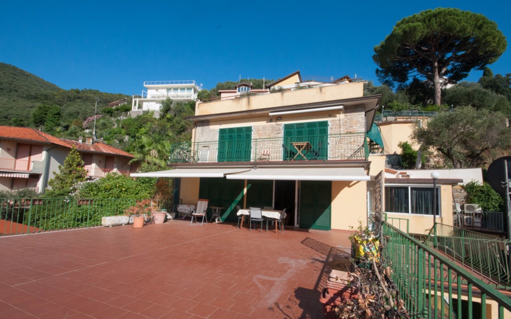 Appartamento in Vendita a Lerici FIASCHERINO