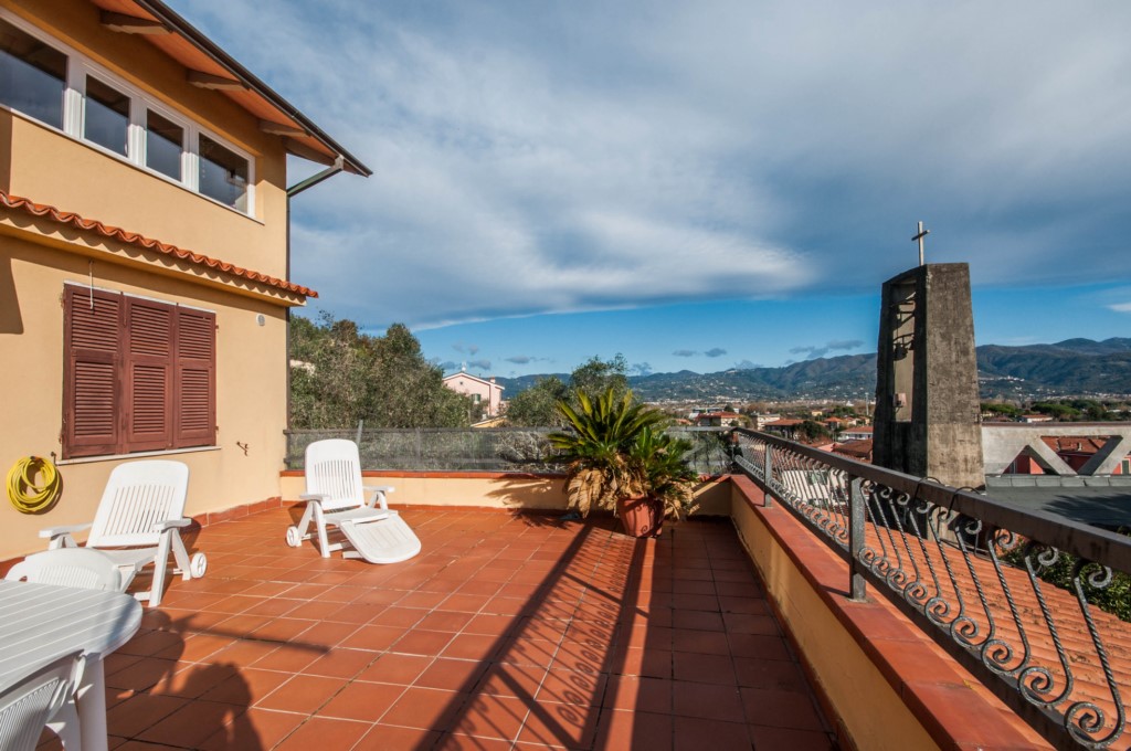 Foto: Appartamento in VENDITA a Ameglia  - 15