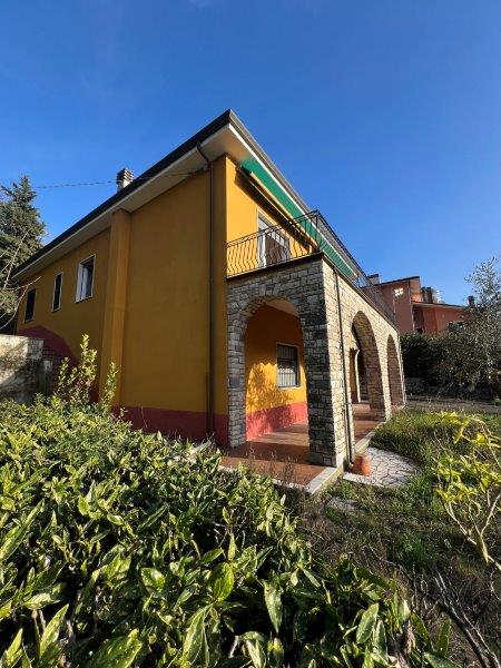 Unifamiliare Casa singola in Vendita a Lerici POZZUOLO