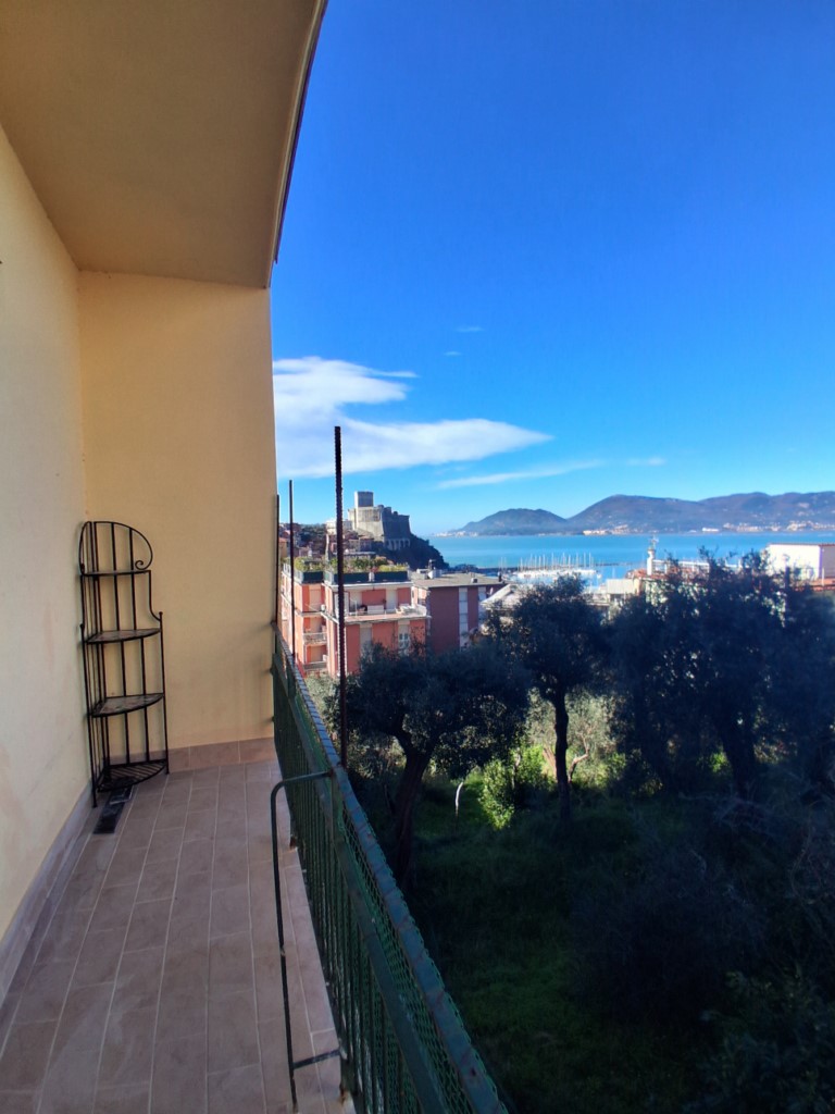 Appartamento in VENDITA a Lerici CENTRO