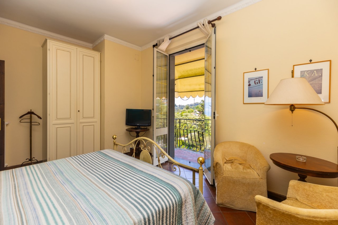 Foto: Hotel-Albergo-Pensione in VENDITA a Lerici TELLARO - 39